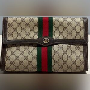Gucci Vintage Sherry Line GG Supreme Clutch Bag